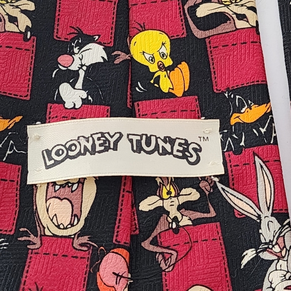 Vintage Looney Tunes Tie - Picture 3 of 3